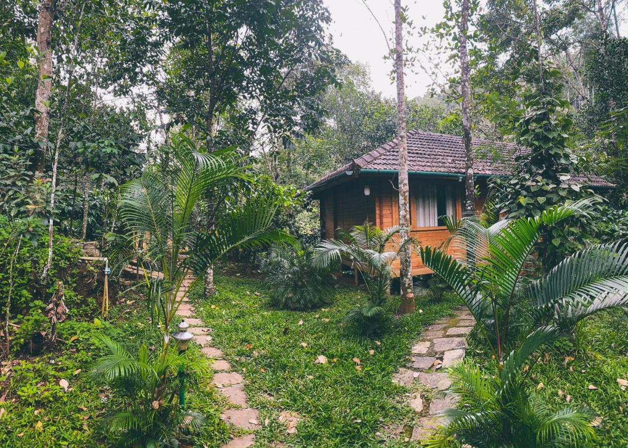 Bamboo Creek Resort Vaduvanchal ภายนอก รูปภาพ